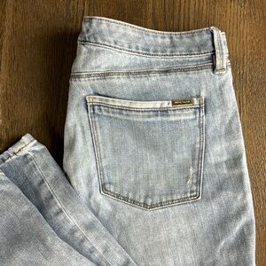 WHITE HOUSE BLACK MARKET™️ Women's Sz 8 Destructed Girlfriend Jeans